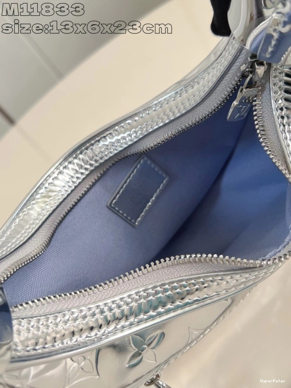 LOUIS LOOP-23*13*6CM VUITTON 0711